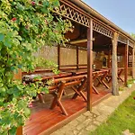 Pensiunea Anastasia Maison d'hôtes 3*